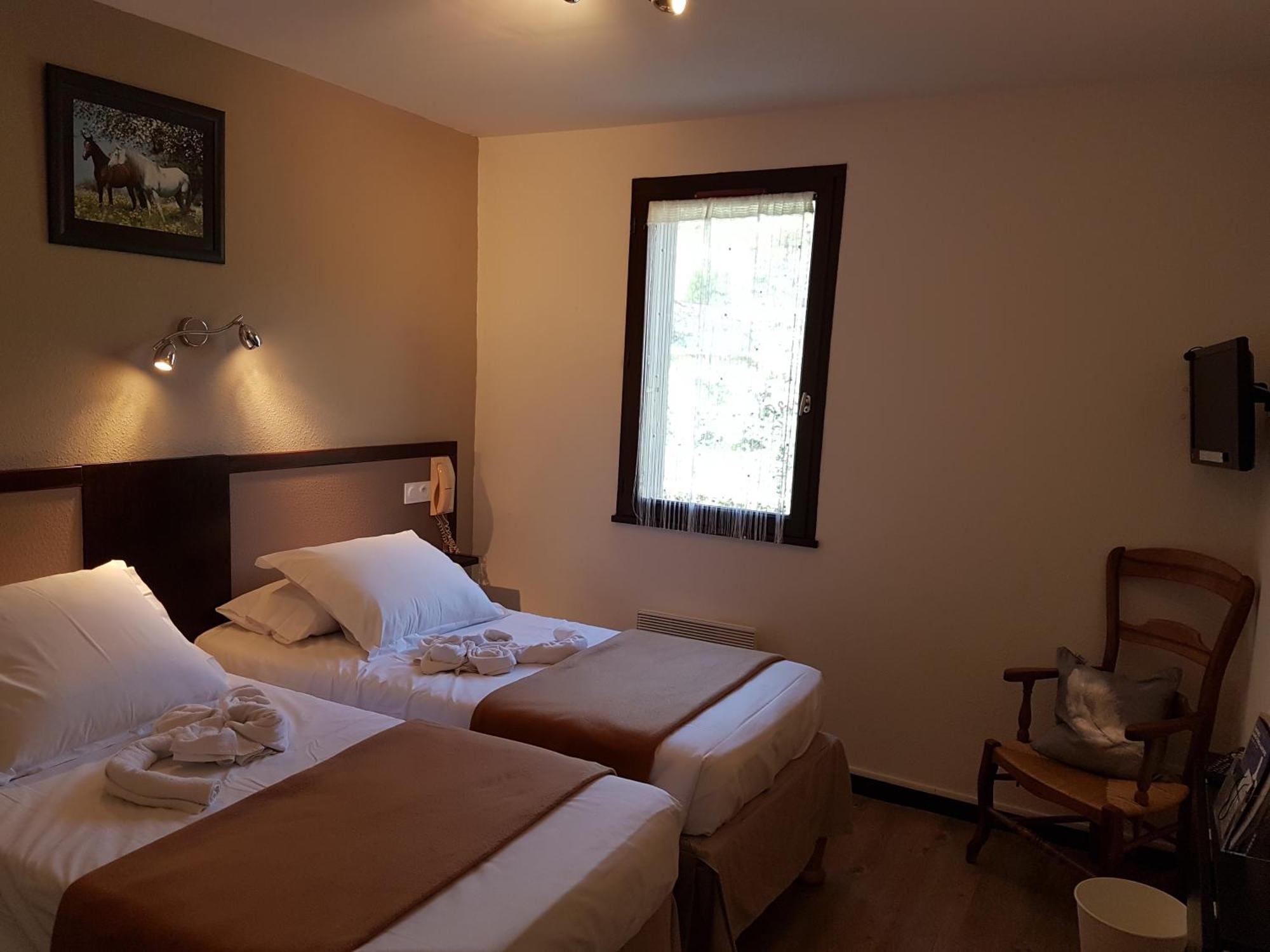 Tour-de-Faure Hotel Les Gabarres חדר תמונה