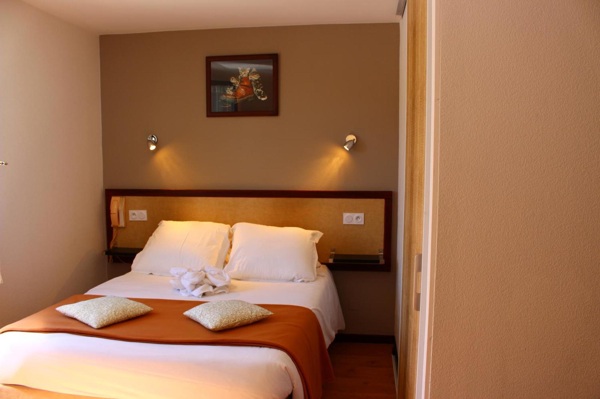 Tour-de-Faure Hotel Les Gabarres חדר תמונה